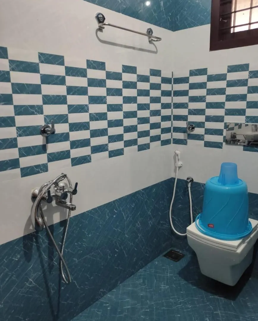 Keralan Homestay Alappuzha 0*,
